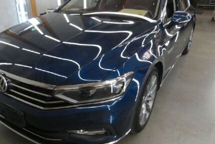 VW Passat 157.897 km 24.900 € Kirchheim bei München 85551