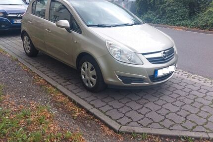 Opel Corsa 98.500 km 2.000 &euro; Hörlitz 01968