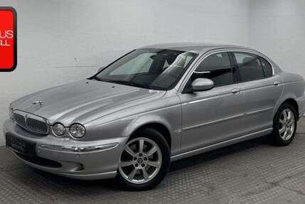 Jaguar X-Type