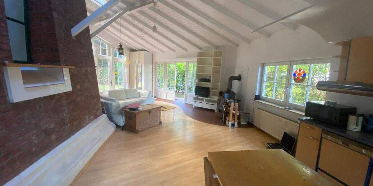 Etagenwohnung Uelzen - 1 Zimmer, 200 m&sup2;, 295.000&euro; | Angebot:25796114