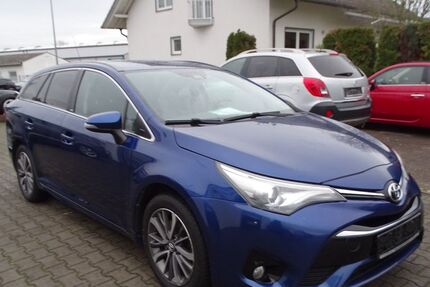 Toyota Avensis 200.000 km 6.690 &euro; Rodgau 63110