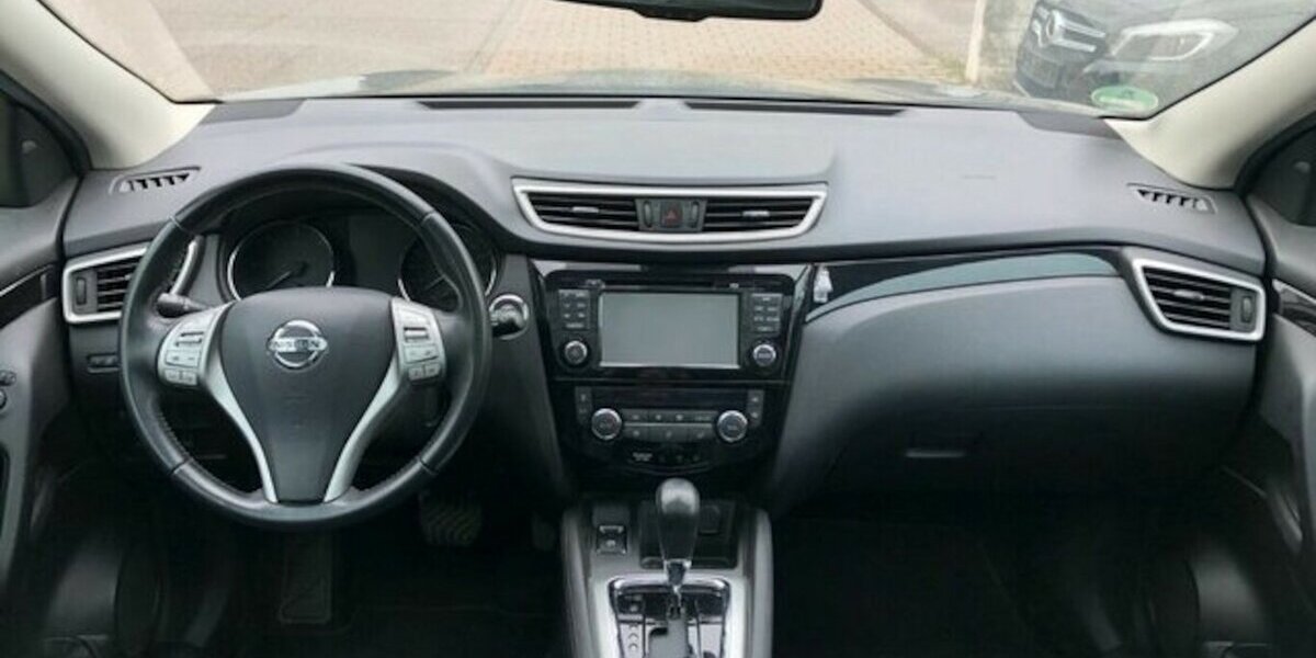 Nissan Qashqai 1.6 dCi Tekna 132.000 km 7.500 &euro; Neckarsulm 74172