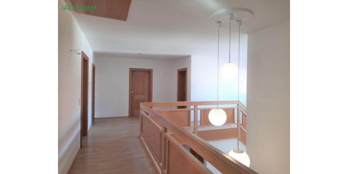 Villa Simbach am Inn - 7 Zimmer, 225 m&sup2;, 995.000&euro; | Angebot:26399414