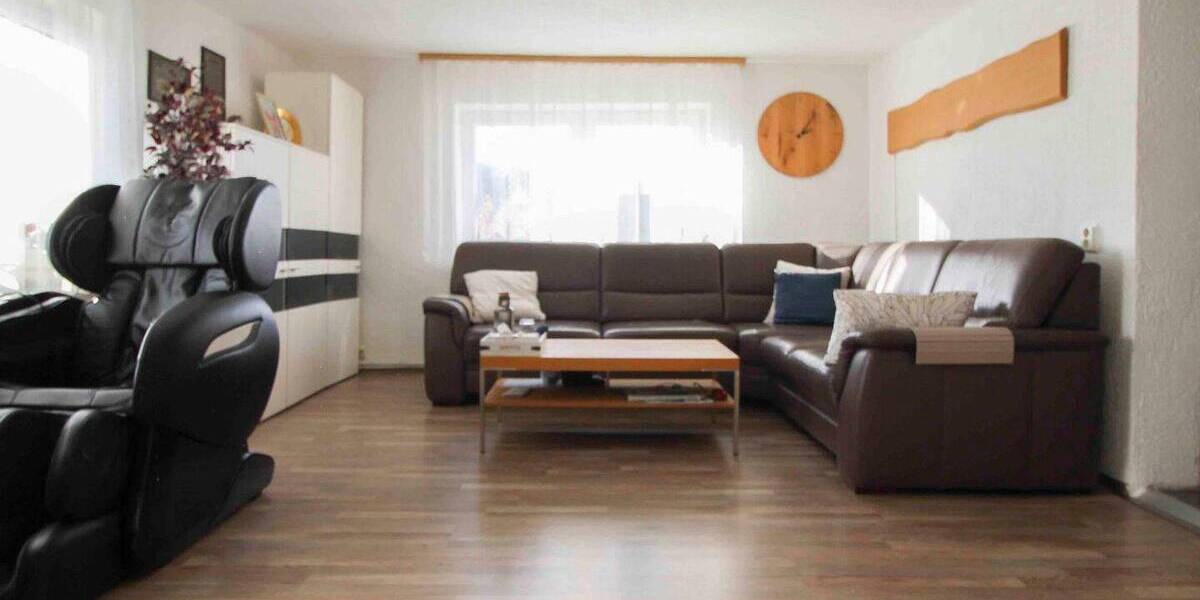 Einfamilienhaus Horb am Neckar Grünmettstetten - 9 Zimmer, 275.000&euro; | Angebot:26275929