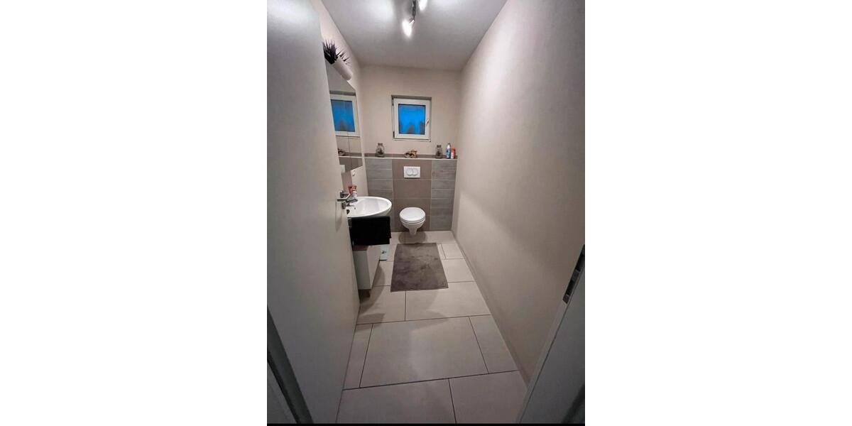 Doppelhaushälfte Rödental - 6 Zimmer, 102 m&sup2;, 180.000&euro; | Angebot:26904065