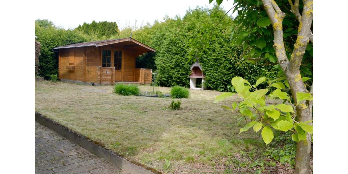 Einfamilienhaus Lahnau - 9 Zimmer, 229 m&sup2;, 490.000&euro; | Angebot:27085936