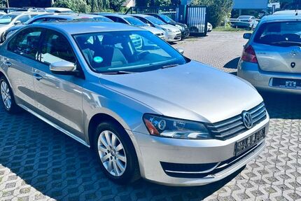 VW Passat 129.143 km 9.690 € Hoppegarten 15366