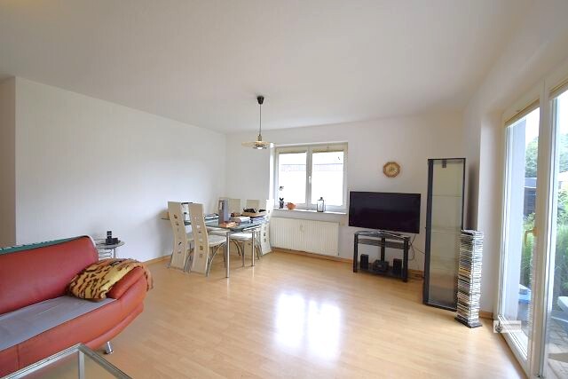 Interessante ETW + Terrasse + Garten + Garage auf 842 m² bezahltem Erbpachtgrundstück 2 zimmer