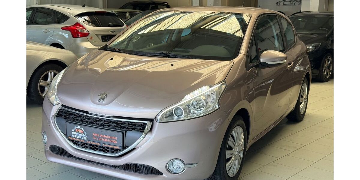 Peugeot 208 142.853 km 4.500 &euro; Murrhardt 71540