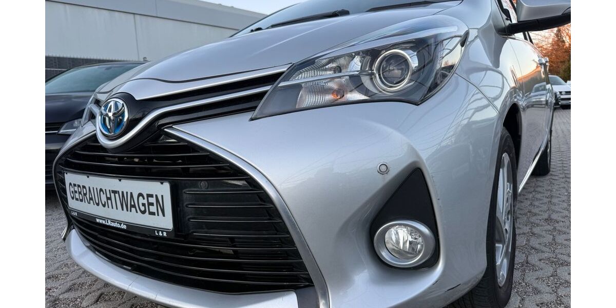 Toyota Yaris 142.443 km 9.999 &euro; Geretsried bei München 82538