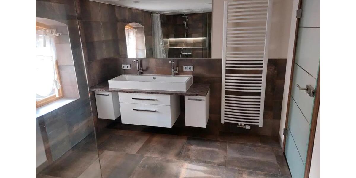 Maisonettenwohnung Hameln Kernstadt - 3 Zimmer, 166 m&sup2;, 1.200&euro; | Angebot:26462426