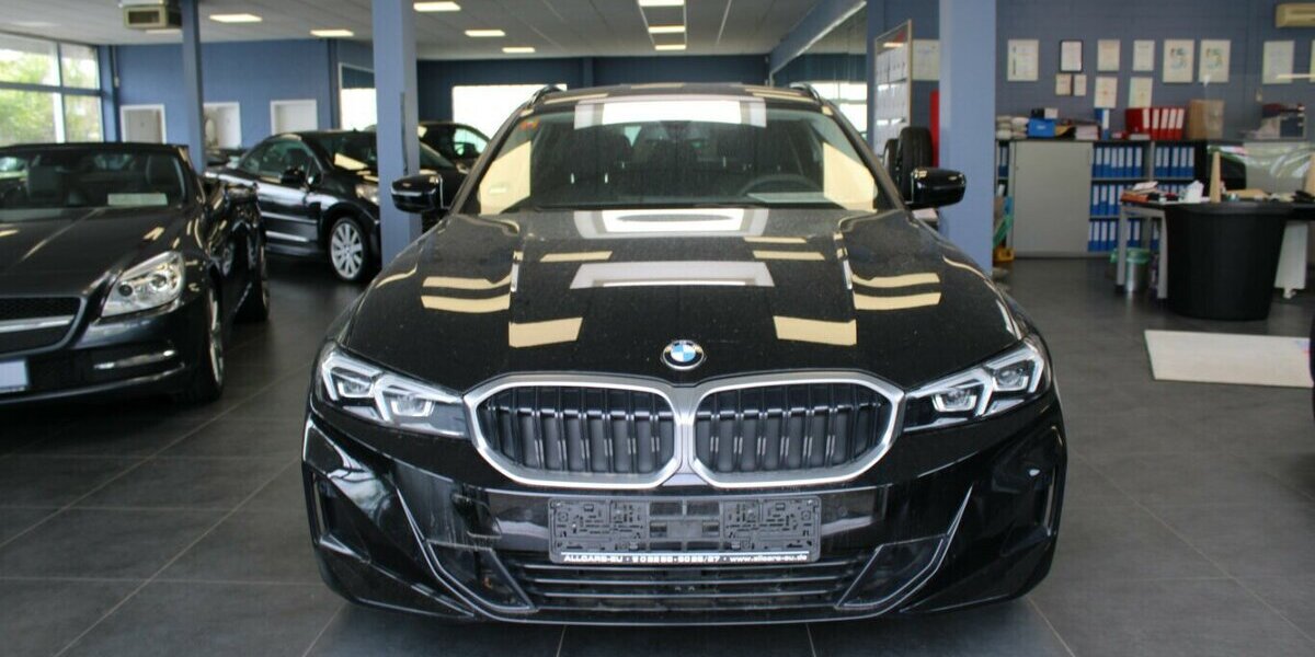 BMW 318 318i Touring Aut. 34.360 km 29.980 &euro; Euskirchen 53881