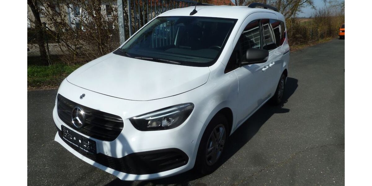 Mercedes-Benz Citan 176.589 km 11.390 &euro; Fürth 90768