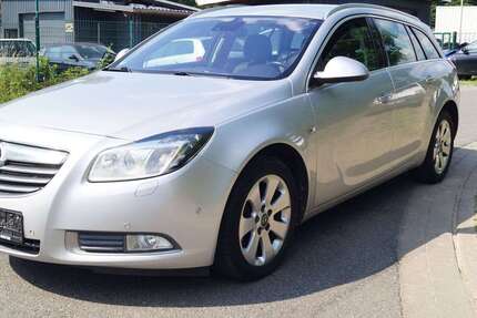 Opel Insignia 211.800 km 2.750 &euro; Herzberg am Harz 37412