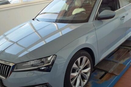 Skoda Superb 131.951 km 26.790 &euro; Nabburg 92507
