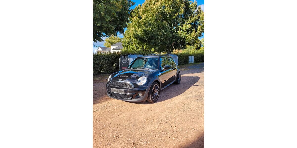 Mini Cooper S 130.738 km 9.500 &euro; Berghausen 56368