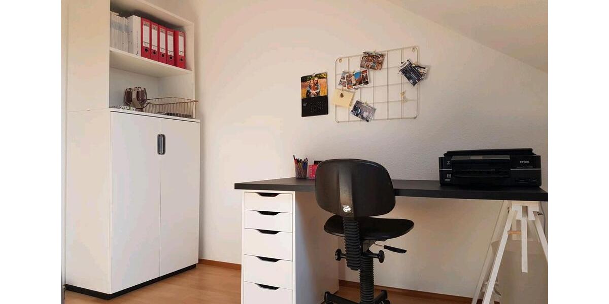 Dachgeschoßwohnung Großostheim - 3 Zimmer, 75 m&sup2;, 850&euro; | Angebot:25987683