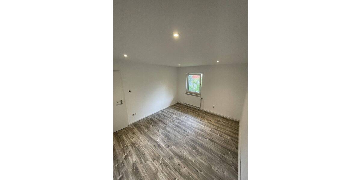 Etagenwohnung Braunschweig Kralenriede - 2 Zimmer, 50 m&sup2;, 558&euro; | Angebot:26876804