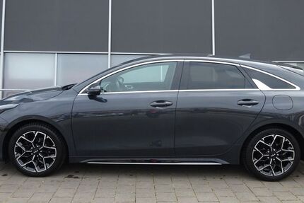 Kia pro ceed / ProCeed 44.065 km 21.490 &euro; Steißlingen 78256
