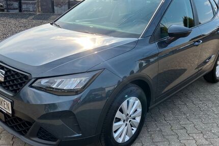 Seat Arona 41.100 km 16.890 &euro; Selfkant - Saeffelen 52538