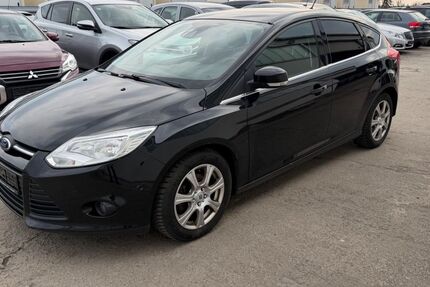 Ford Focus 79.852 km 6.450 &euro; Maxhütte -Haidhof 93142