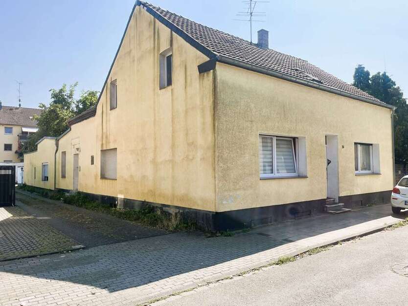 Wohnung zum Kaufen in Mülheim an der Ruhr 170.000 € 111 m² 5 zimmer
