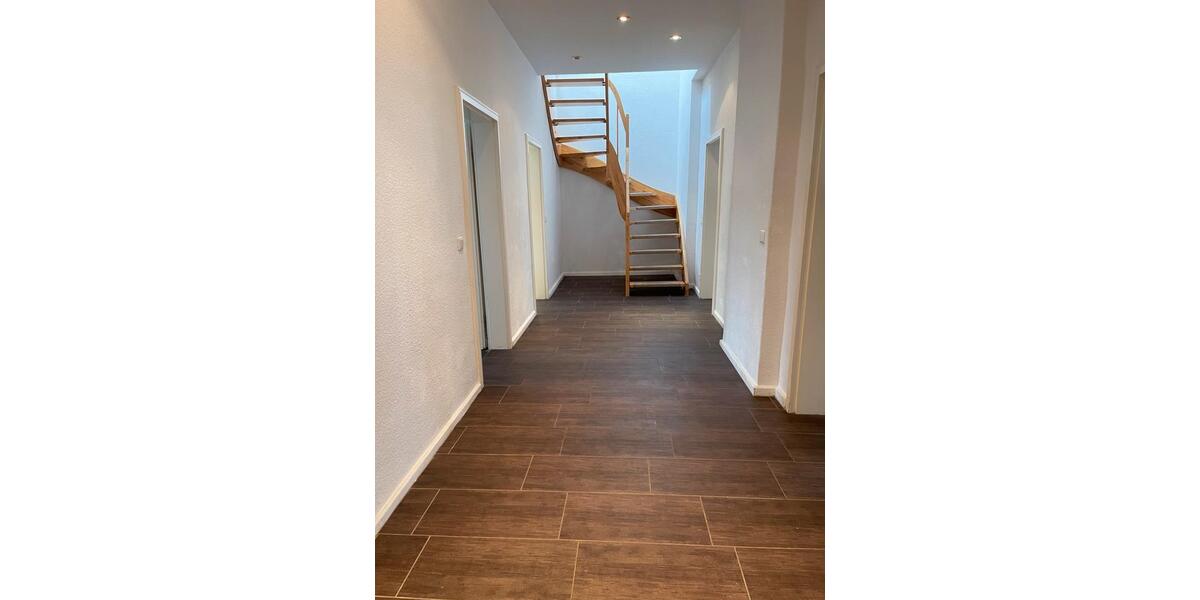 Dachgeschoßwohnung Dresden Altstadt - 5 Zimmer, 138 m&sup2;, 415.000&euro; | Angebot:25168730