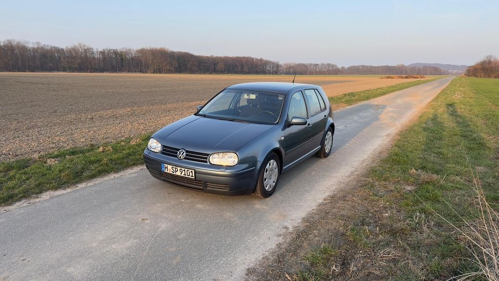 VW Golf 238.701 km 4.150 &euro; Gehrden 30989