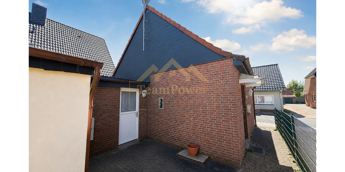 Handwerkerschnäppchen mit neuer Heizung und Fenstern - Einfamilienhaus Kellinghusen | Angebot:26564769