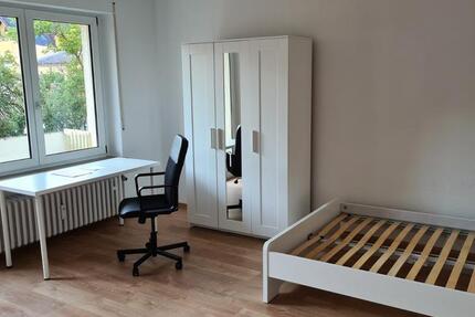 Vier möblierte Zimmer in renovierter Wohnung, Neugründung WG 4 zimmer