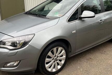 Opel Astra 180.000 km 5.000 € Gelsenkirchen 45889