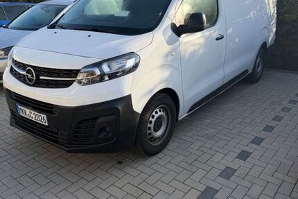 Opel Vivaro 28.000 km 17.200 &euro; wächtersbach 63607