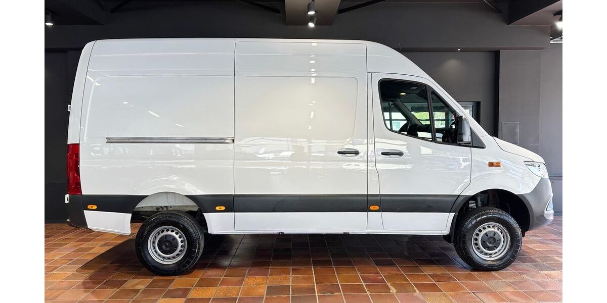 Mercedes-Benz Sprinter 253.635 km 36.831 € Bonn 53177
