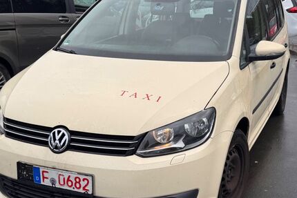 VW Touran 425.000 km 2.890 &euro; Frankfurt 60486