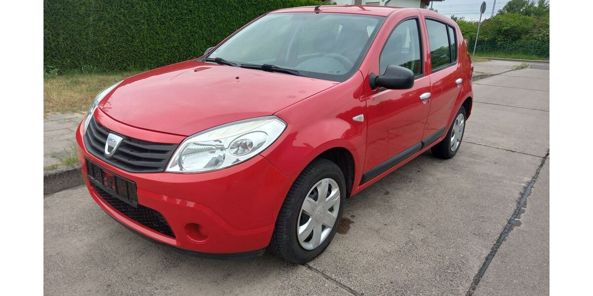 Dacia Sandero 110.000 km 2.000 € Genthin/OT Parchen 39307