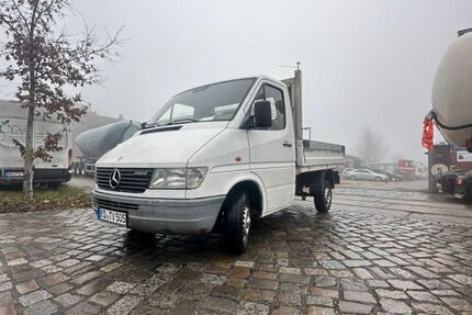 Mercedes-Benz Sprinter 200.000 km 2.995 &euro; Wandsbek 22045