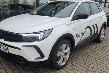 Opel Grandland (X) 9.621 km 28.880 € Neubrandenburg 17033