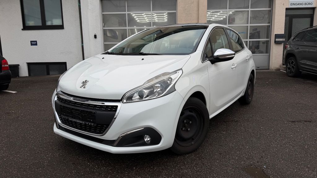 Peugeot 208 99.982 km 7.999 &euro; Bietigheim-Bissingen 74321