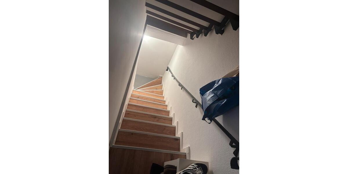 Einfamilienhaus Mönchengladbach West - 5 Zimmer, 140 m&sup2;, 1.800&euro; | Angebot:24735646