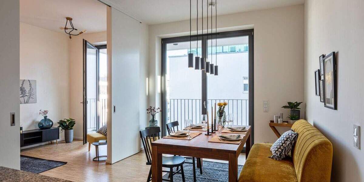 Stilvolles, möbliertes Wohnen mit Blick zum Fernsehturm 3 zimmer