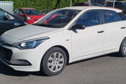 Hyundai i20 135.000 km 4.700 &euro; Passau 94032