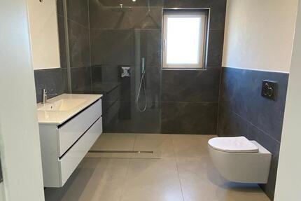 Wohnung Burbach - 4 Zimmer, 100 m&sup2;, 1.100&euro; | Angebot:25048277