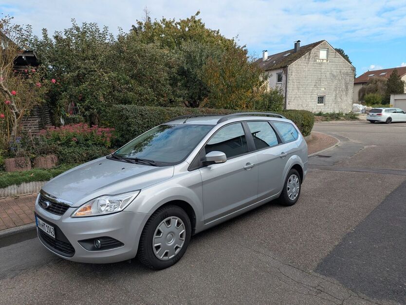 Ford Focus 88.920 km 4.500 € Bad Friedrichshall 74177