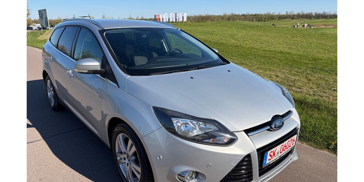Ford Focus 159.000 km 4.999 &euro; HALLE 06116