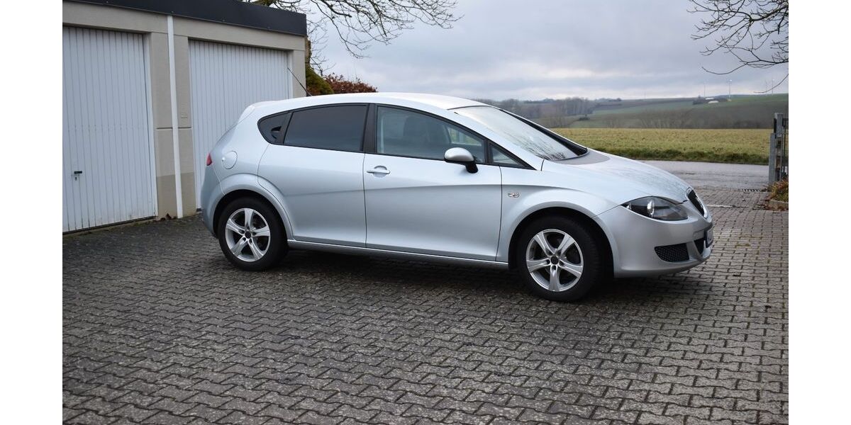 Seat Leon 123.000 km 4.800 &euro; Würzburg 97084