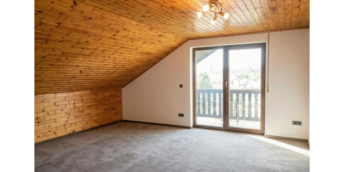 Einfamilienhaus Hillesheim - 7 Zimmer, 219 m&sup2;, 389.000&euro; | Angebot:26963953