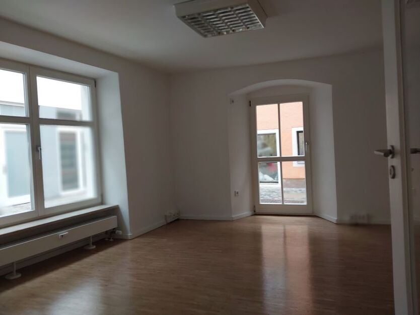 Gewerbeeinheit Nähe Arnulfsplatz - Bürogemeinschaft möglich