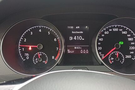 VW Golf Sportsvan 37.000 km 15.500 &euro; Raunheim 65479