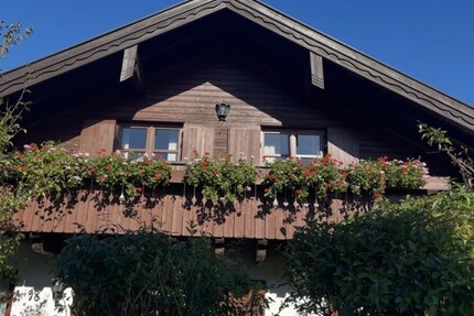 Charmantes Einfamilienhaus im Axdorferfeld in Traunstein zu vermieten! Frei ab 01.02. bzw. 01.03.2026 6 zimmer