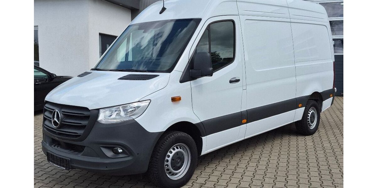 Mercedes-Benz Sprinter 63.633 km 37.961 &euro; Halle (Westf) 33790